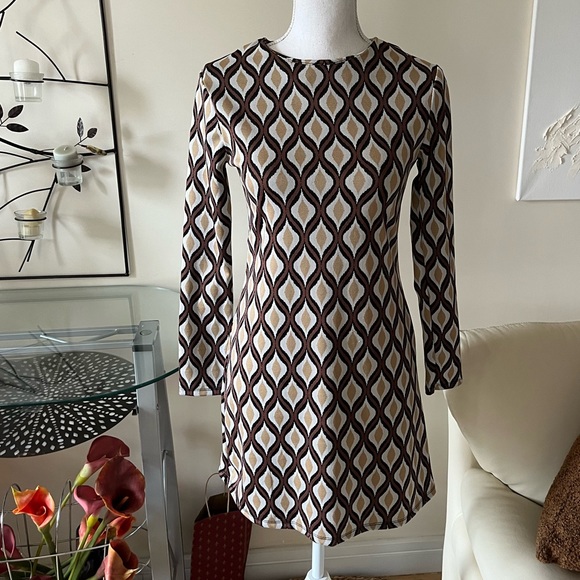 Zara Jacquard Knit Brown Geometric Retro Print Mini Shift Dress Size Small NWT - Picture 6 of 15